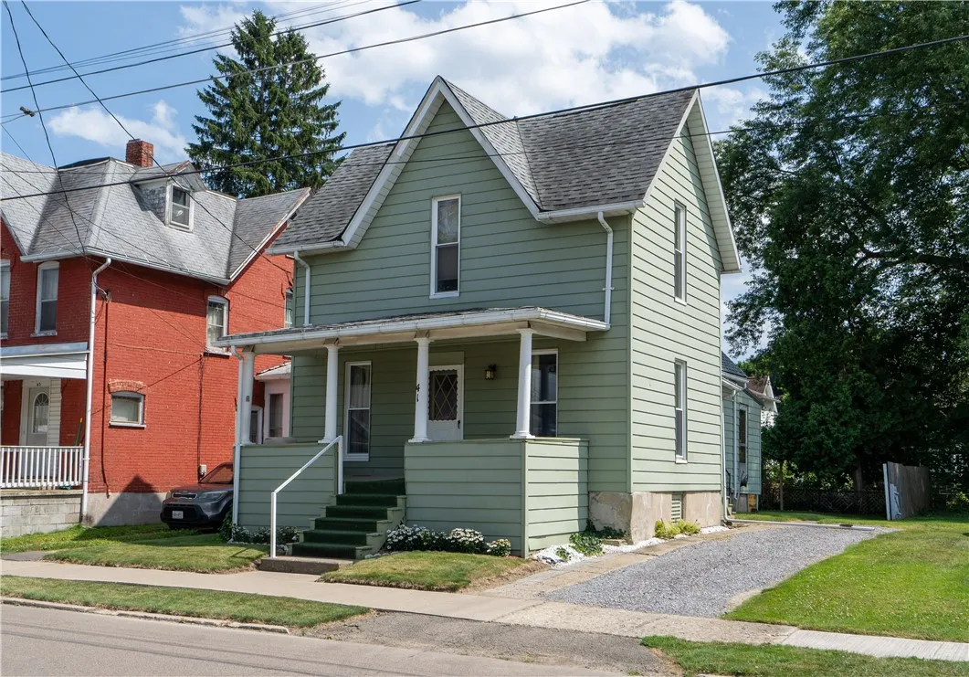 41 Fulton Street, Hornell, New York 14843, Hornell, New York 14843, 3 Bedrooms Bedrooms, 8 Rooms Rooms,1 BathroomBathrooms,Residential,For Sale,41 Fulton Street, Hornell, New York 14843,0,R1642974