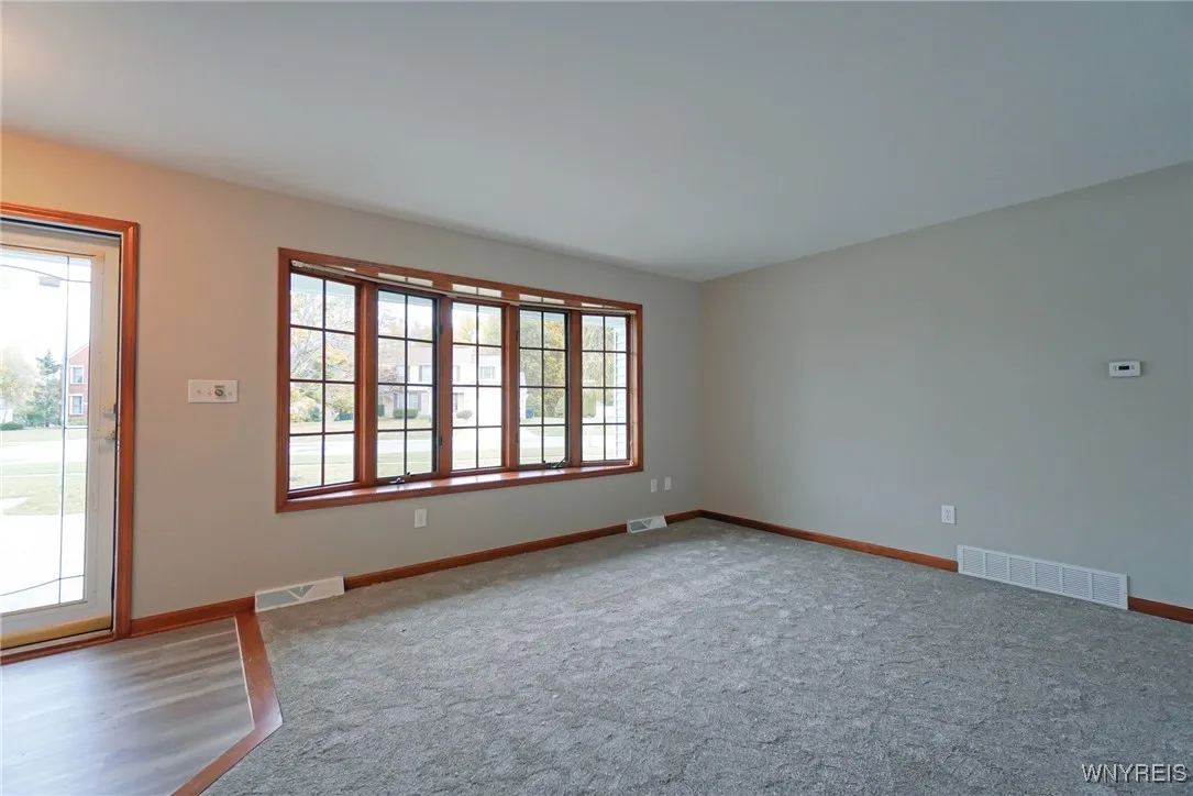 3499 Creekview Drive, Hamburg, New York 14075, Hamburg, New York 14075, 3 Bedrooms Bedrooms, 8 Rooms Rooms,2 BathroomsBathrooms,Residential,For Sale,3499 Creekview Drive, Hamburg, New York 14075,0,B1645608