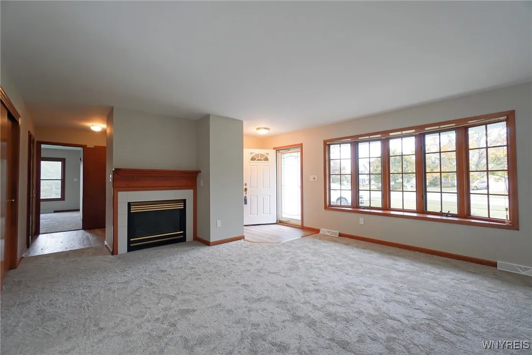 3499 Creekview Drive, Hamburg, New York 14075, Hamburg, New York 14075, 3 Bedrooms Bedrooms, 8 Rooms Rooms,2 BathroomsBathrooms,Residential,For Sale,3499 Creekview Drive, Hamburg, New York 14075,0,B1645608