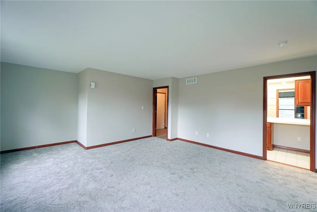 3499 Creekview Drive, Hamburg, New York 14075, Hamburg, New York 14075, 3 Bedrooms Bedrooms, 8 Rooms Rooms,2 BathroomsBathrooms,Residential,For Sale,3499 Creekview Drive, Hamburg, New York 14075,0,B1645608