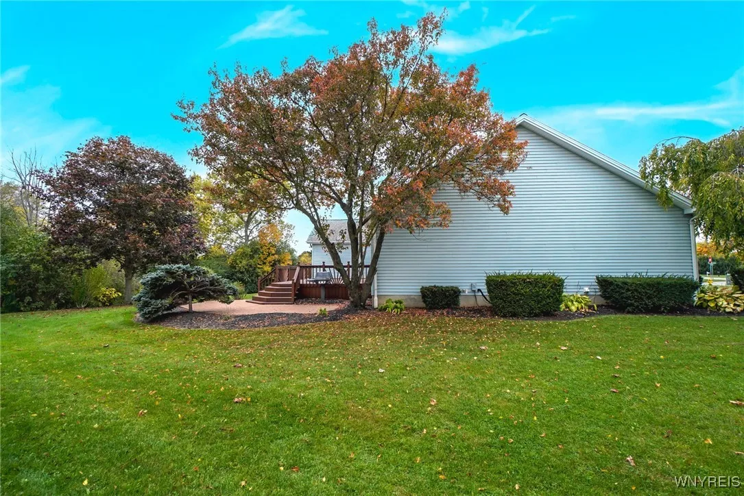 3499 Creekview Drive, Hamburg, New York 14075, Hamburg, New York 14075, 3 Bedrooms Bedrooms, 8 Rooms Rooms,2 BathroomsBathrooms,Residential,For Sale,3499 Creekview Drive, Hamburg, New York 14075,0,B1645608