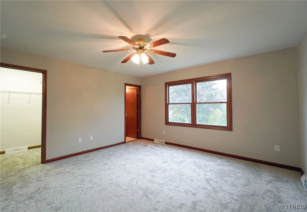 3499 Creekview Drive, Hamburg, New York 14075, Hamburg, New York 14075, 3 Bedrooms Bedrooms, 8 Rooms Rooms,2 BathroomsBathrooms,Residential,For Sale,3499 Creekview Drive, Hamburg, New York 14075,0,B1645608