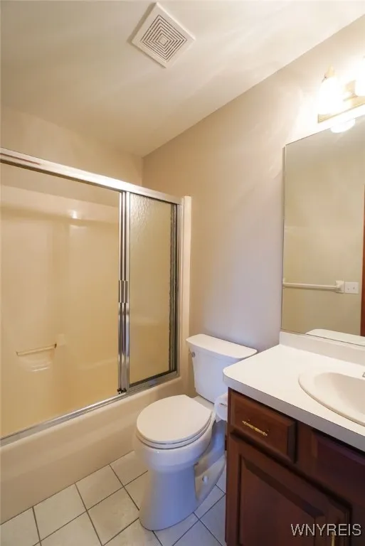 3499 Creekview Drive, Hamburg, New York 14075, Hamburg, New York 14075, 3 Bedrooms Bedrooms, 8 Rooms Rooms,2 BathroomsBathrooms,Residential,For Sale,3499 Creekview Drive, Hamburg, New York 14075,0,B1645608