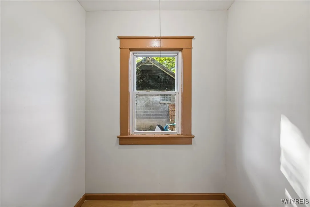 609 Elmwood Avenue, Niagara Falls, New York 14301, Niagara Falls, New York 14301, 5 Bedrooms Bedrooms, ,2 BathroomsBathrooms,Residential,For Sale,609 Elmwood Avenue, Niagara Falls, New York 14301,0,B1645399