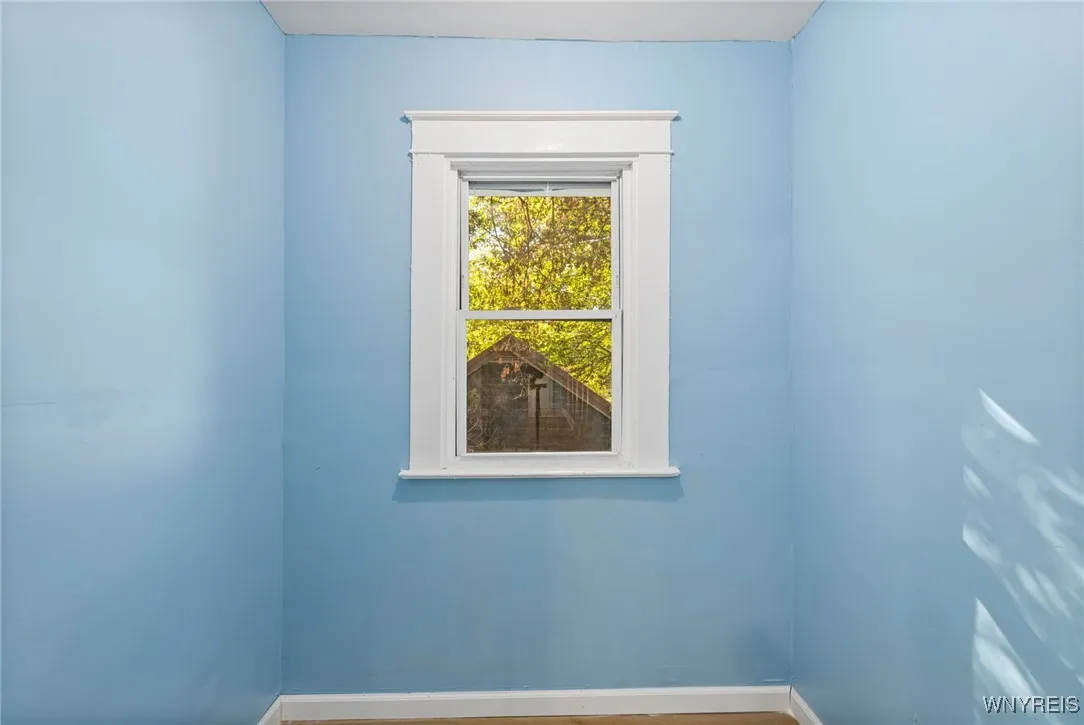 609 Elmwood Avenue, Niagara Falls, New York 14301, Niagara Falls, New York 14301, 5 Bedrooms Bedrooms, ,2 BathroomsBathrooms,Residential,For Sale,609 Elmwood Avenue, Niagara Falls, New York 14301,0,B1645399