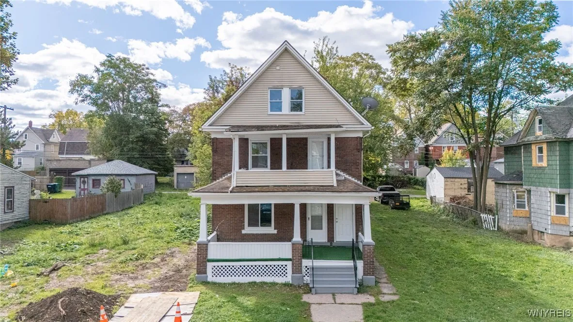 609 Elmwood Avenue, Niagara Falls, New York 14301, Niagara Falls, New York 14301, 5 Bedrooms Bedrooms, ,2 BathroomsBathrooms,Residential,For Sale,609 Elmwood Avenue, Niagara Falls, New York 14301,0,B1645399