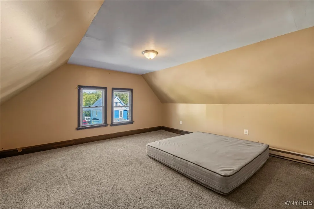 609 Elmwood Avenue, Niagara Falls, New York 14301, Niagara Falls, New York 14301, 5 Bedrooms Bedrooms, ,2 BathroomsBathrooms,Residential,For Sale,609 Elmwood Avenue, Niagara Falls, New York 14301,0,B1645399