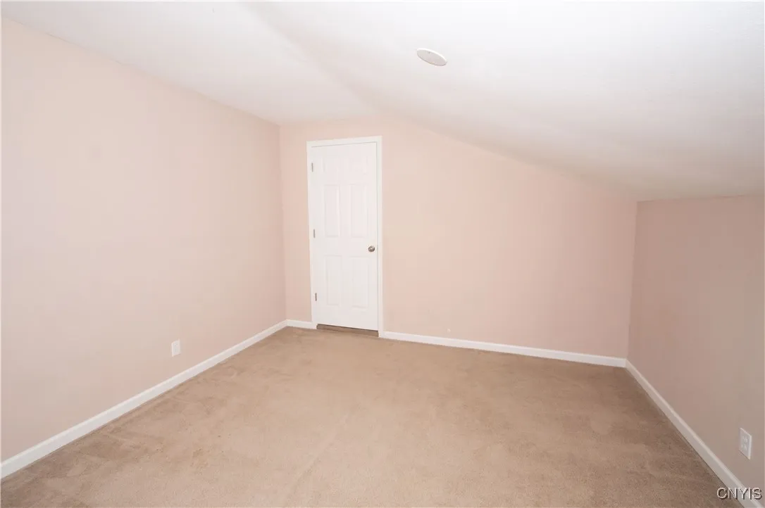 6407 Fantail Lane, Cicero, New York 13039, Cicero, New York 13039, 3 Bedrooms Bedrooms, 6 Rooms Rooms,2 BathroomsBathrooms,Residential,For Sale,6407 Fantail Lane, Cicero, New York 13039,0,S1645622