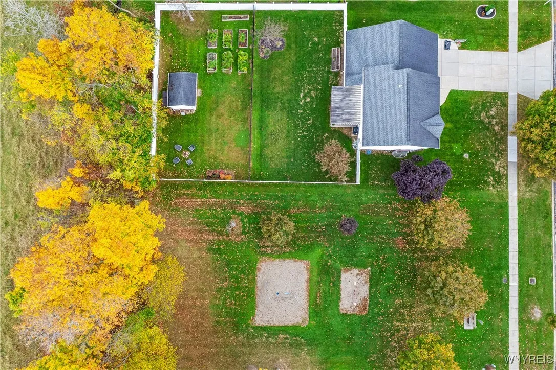 13337 Maple, Alden, New York 14004, Alden, New York 14004, 3 Bedrooms Bedrooms, 6 Rooms Rooms,1 BathroomBathrooms,Residential,For Sale,13337 Maple, Alden, New York 14004,0,B1645419