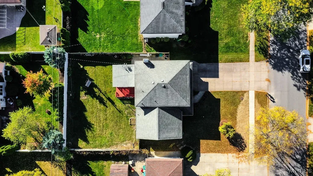 228 Sundown Trail, Amherst, New York 14221, Amherst, New York 14221, 3 Bedrooms Bedrooms, 6 Rooms Rooms,1 BathroomBathrooms,Residential,For Sale,228 Sundown Trail, Amherst, New York 14221,0,B1645338