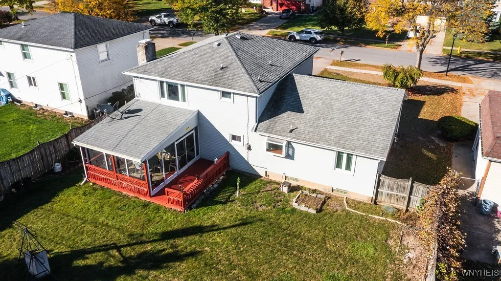 228 Sundown Trail, Amherst, New York 14221, Amherst, New York 14221, 3 Bedrooms Bedrooms, 6 Rooms Rooms,1 BathroomBathrooms,Residential,For Sale,228 Sundown Trail, Amherst, New York 14221,0,B1645338