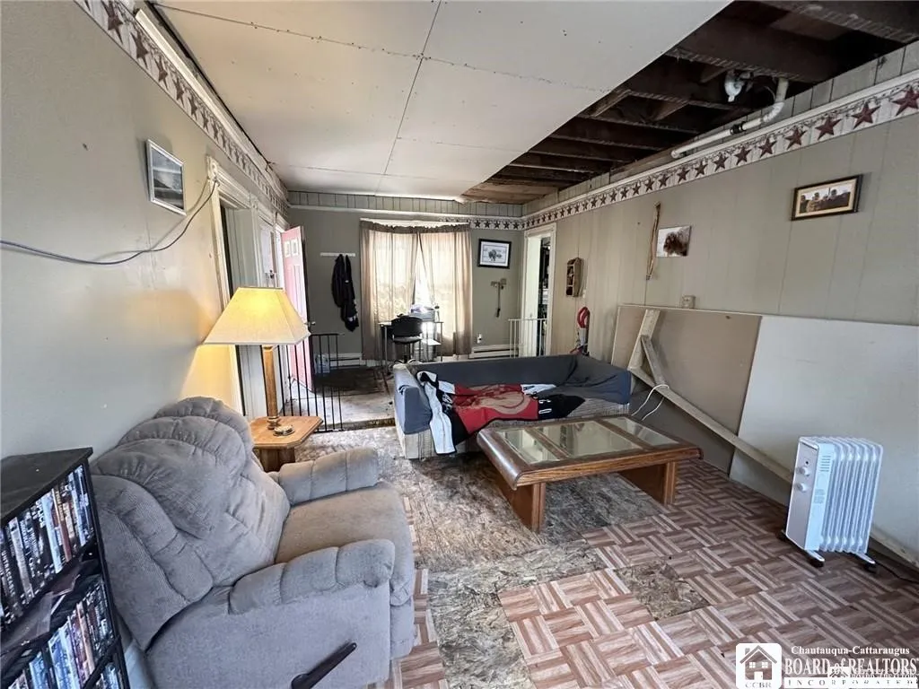 307 Summit Avenue, Jamestown, New York 14701, Jamestown, New York 14701, 3 Bedrooms Bedrooms, 6 Rooms Rooms,1 BathroomBathrooms,Residential,For Sale,307 Summit Avenue, Jamestown, New York 14701,0,R1643874