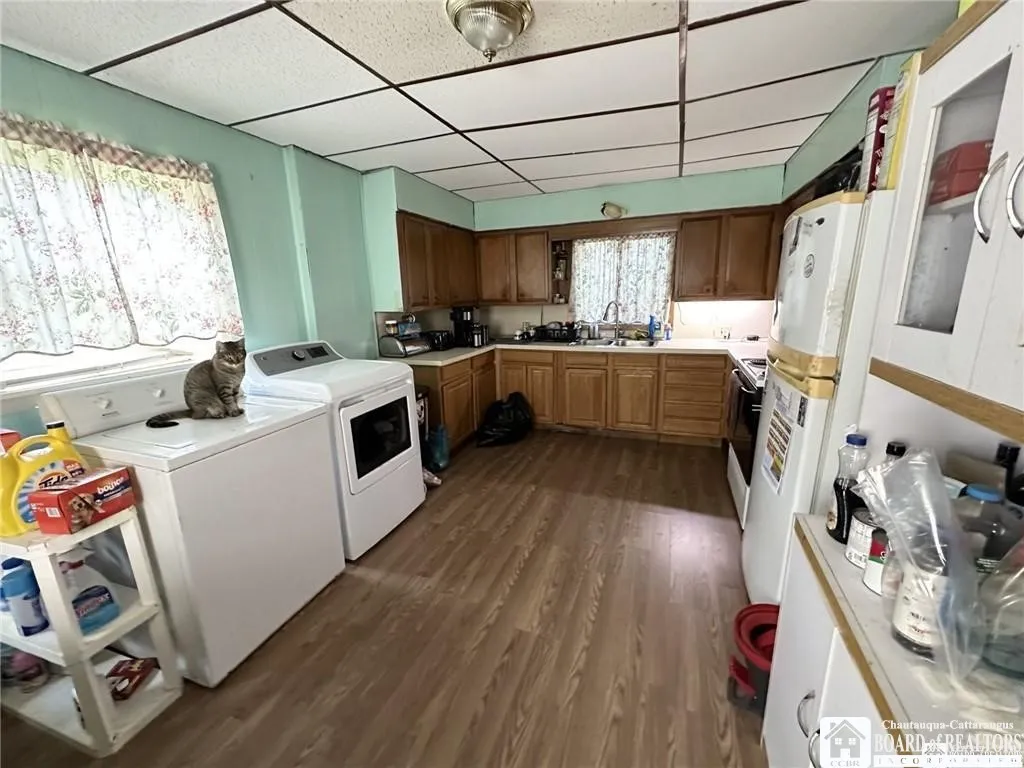 307 Summit Avenue, Jamestown, New York 14701, Jamestown, New York 14701, 3 Bedroom Bedrooms, 6 Room Rooms,1 BathroomBathrooms,Residential,For Sale,307 Summit Avenue, Jamestown, New York 14701,0,R1643874