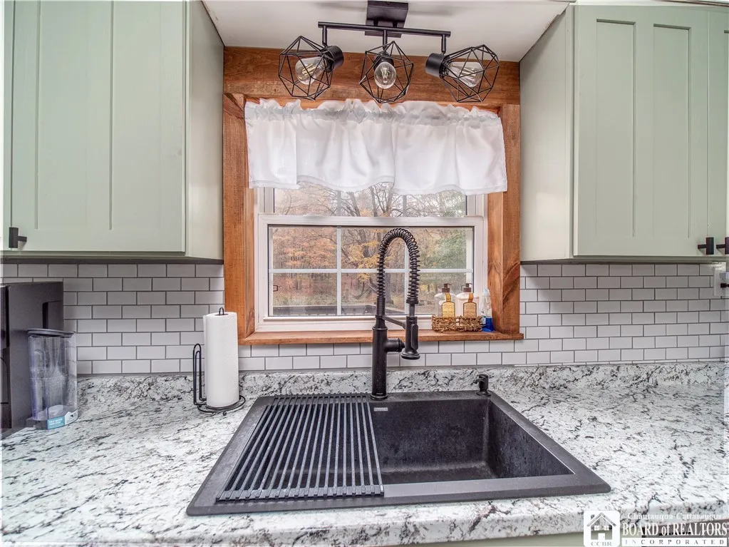 3108 North Main Street Extension, Ellicott, New Yo, Ellicott, New York 14701, 3 Bedrooms Bedrooms, 9 Rooms Rooms,1 BathroomBathrooms,Residential,For Sale,3108 North Main Street Extension, Ellicott, New Yo,0,R1644923