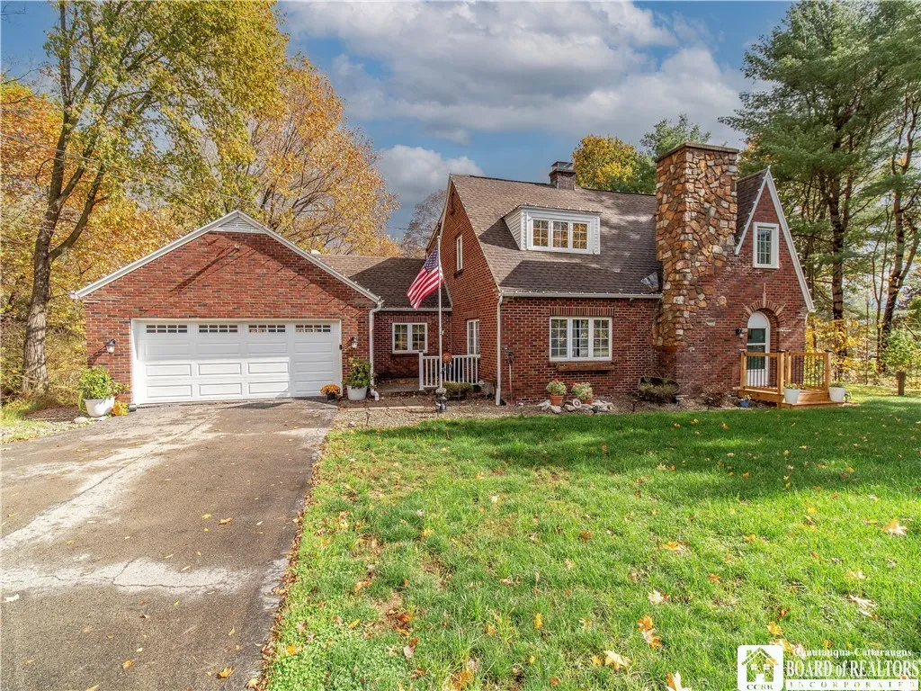 3108 North Main Street Extension, Ellicott, New Yo, Ellicott, New York 14701, 3 Bedrooms Bedrooms, 9 Rooms Rooms,1 BathroomBathrooms,Residential,For Sale,3108 North Main Street Extension, Ellicott, New Yo,0,R1644923