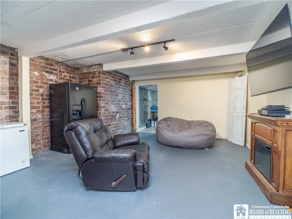 3108 North Main Street Extension, Ellicott, New Yo, Ellicott, New York 14701, 3 Bedrooms Bedrooms, 9 Rooms Rooms,1 BathroomBathrooms,Residential,For Sale,3108 North Main Street Extension, Ellicott, New Yo,0,R1644923