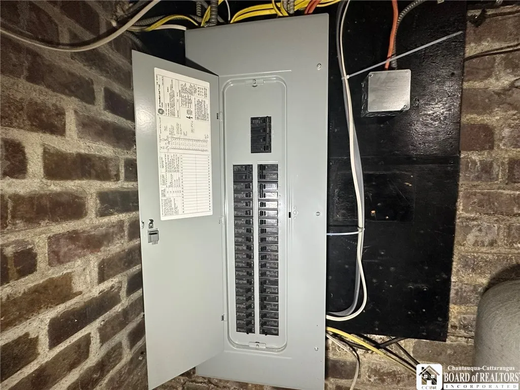 3108 North Main Street Extension, Ellicott, New Yo, Ellicott, New York 14701, 3 Bedrooms Bedrooms, 9 Rooms Rooms,1 BathroomBathrooms,Residential,For Sale,3108 North Main Street Extension, Ellicott, New Yo,0,R1644923