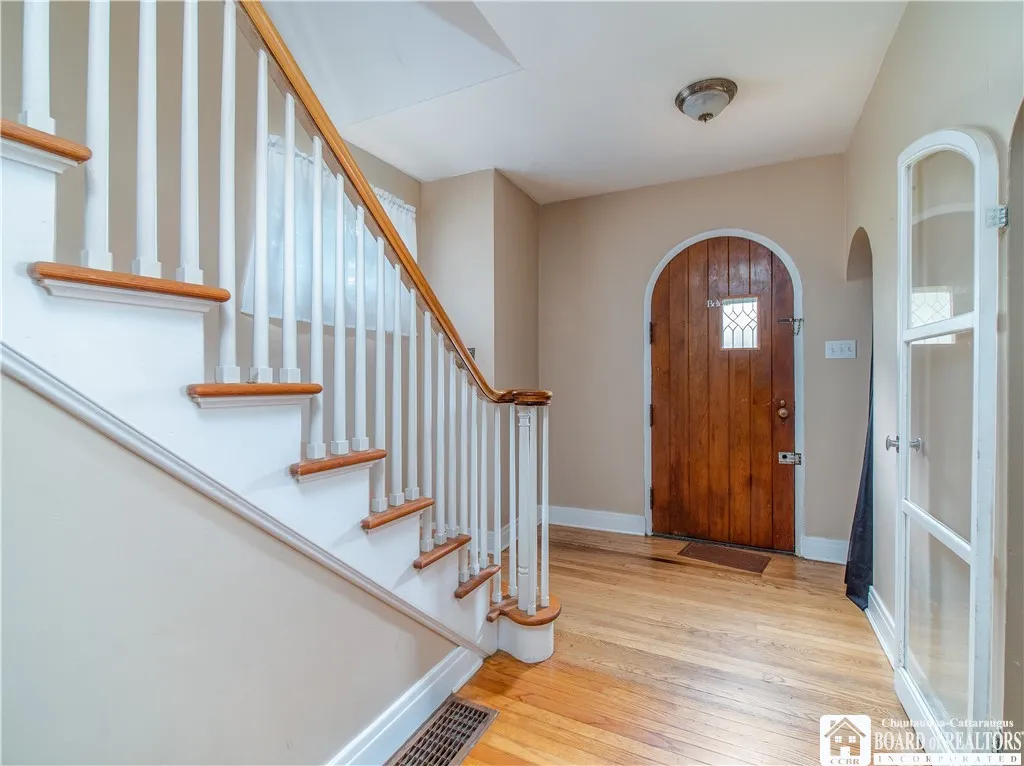 3108 North Main Street Extension, Ellicott, New Yo, Ellicott, New York 14701, 3 Bedrooms Bedrooms, 9 Rooms Rooms,1 BathroomBathrooms,Residential,For Sale,3108 North Main Street Extension, Ellicott, New Yo,0,R1644923