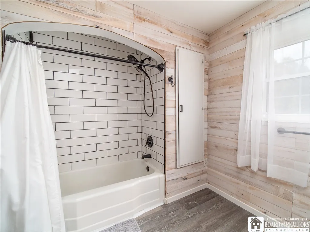 3108 North Main Street Extension, Ellicott, New Yo, Ellicott, New York 14701, 3 Bedrooms Bedrooms, 9 Rooms Rooms,1 BathroomBathrooms,Residential,For Sale,3108 North Main Street Extension, Ellicott, New Yo,0,R1644923