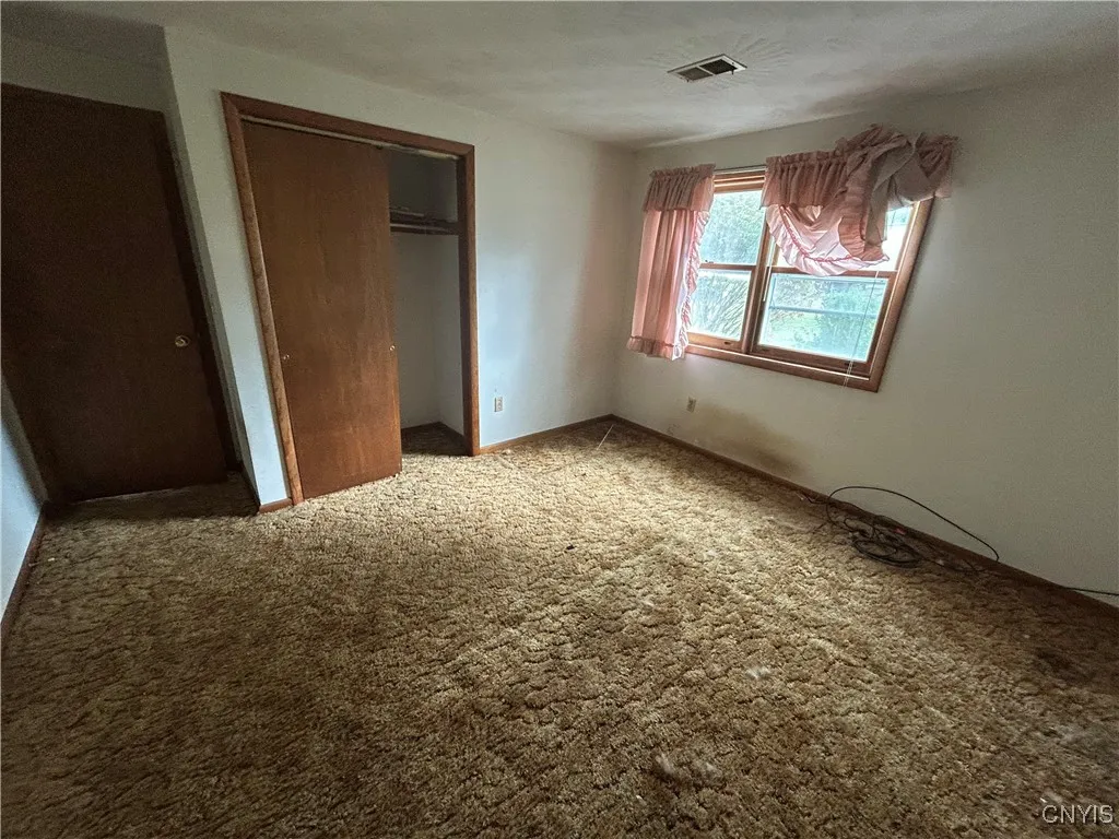 9 Anderson Circle, Auburn, New York 13021, Auburn, New York 13021, 3 Bedrooms Bedrooms, 6 Rooms Rooms,2 BathroomsBathrooms,Residential,For Sale,9 Anderson Circle, Auburn, New York 13021,0,S1645420