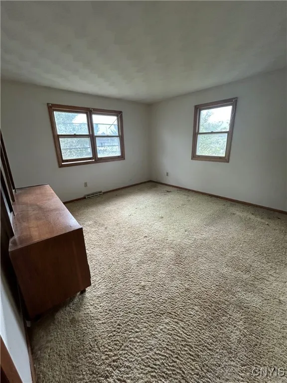 9 Anderson Circle, Auburn, New York 13021, Auburn, New York 13021, 3 Bedrooms Bedrooms, 6 Rooms Rooms,2 BathroomsBathrooms,Residential,For Sale,9 Anderson Circle, Auburn, New York 13021,0,S1645420