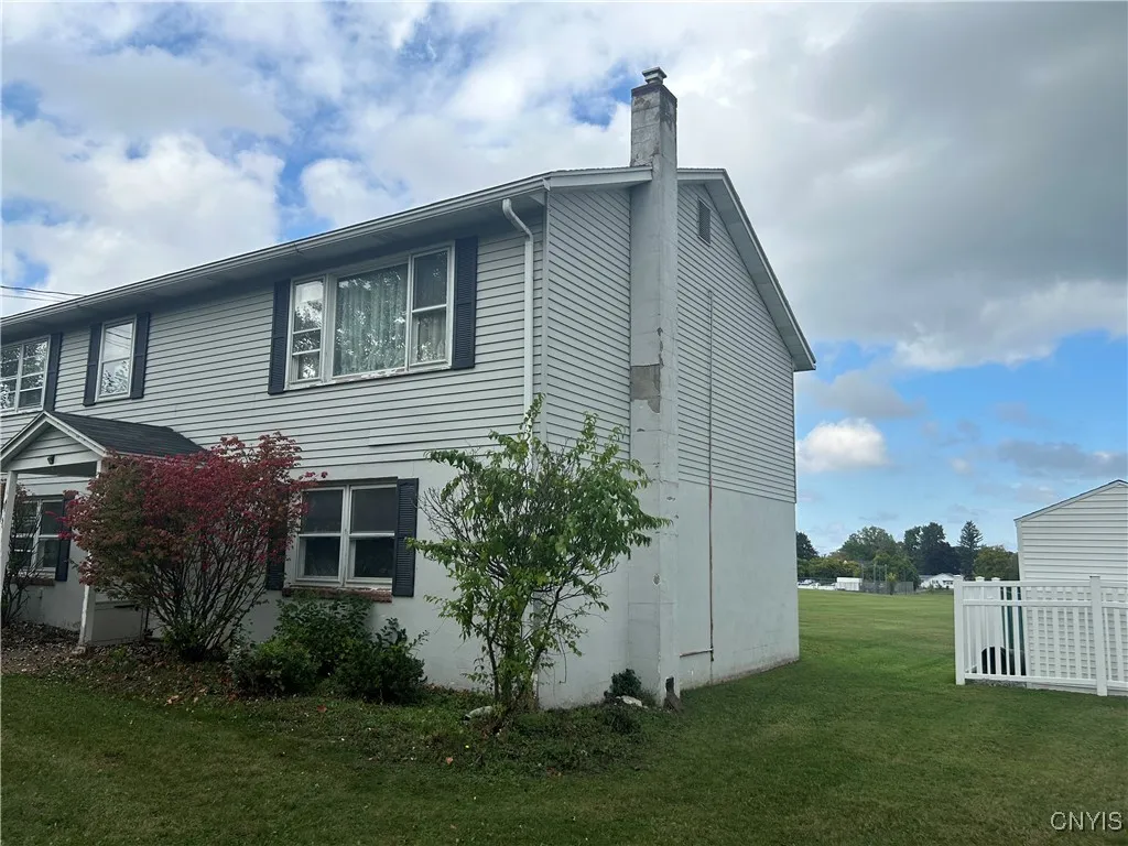 9 Anderson Circle, Auburn, New York 13021, Auburn, New York 13021, 3 Bedrooms Bedrooms, 6 Rooms Rooms,2 BathroomsBathrooms,Residential,For Sale,9 Anderson Circle, Auburn, New York 13021,0,S1645420