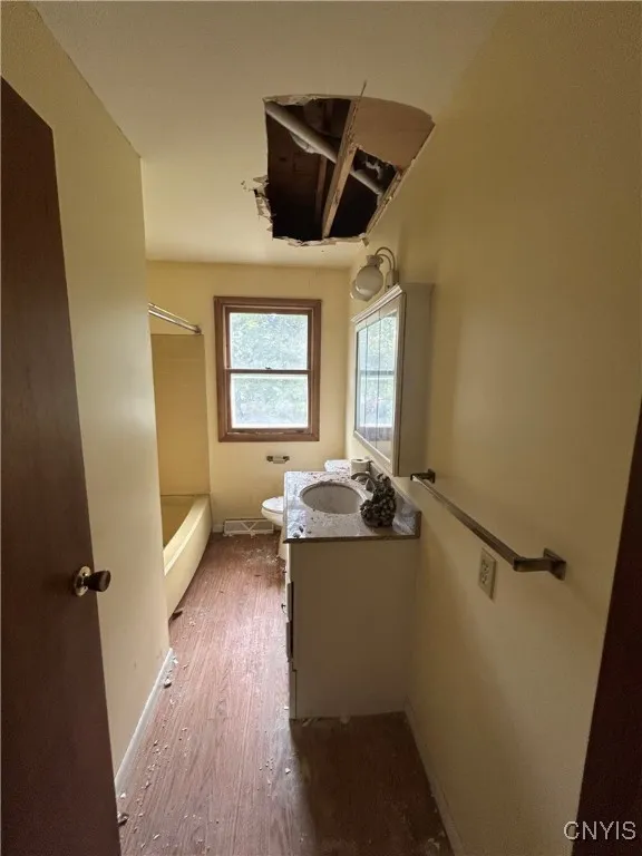 9 Anderson Circle, Auburn, New York 13021, Auburn, New York 13021, 3 Bedrooms Bedrooms, 6 Rooms Rooms,2 BathroomsBathrooms,Residential,For Sale,9 Anderson Circle, Auburn, New York 13021,0,S1645420
