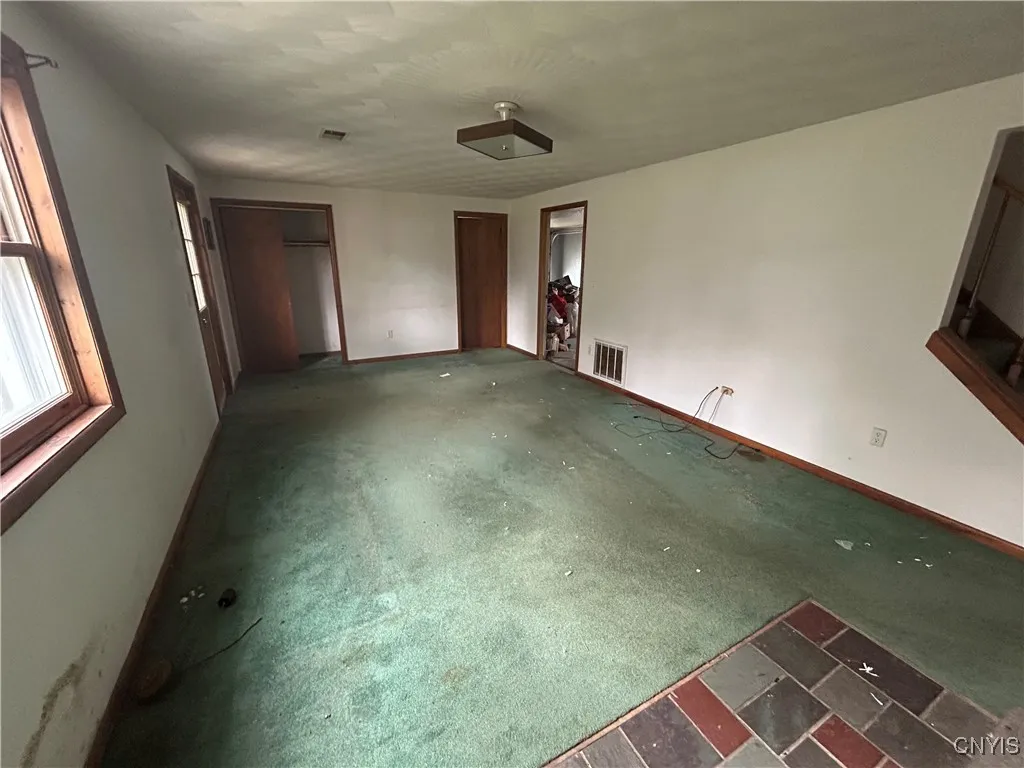 9 Anderson Circle, Auburn, New York 13021, Auburn, New York 13021, 3 Bedrooms Bedrooms, 6 Rooms Rooms,2 BathroomsBathrooms,Residential,For Sale,9 Anderson Circle, Auburn, New York 13021,0,S1645420