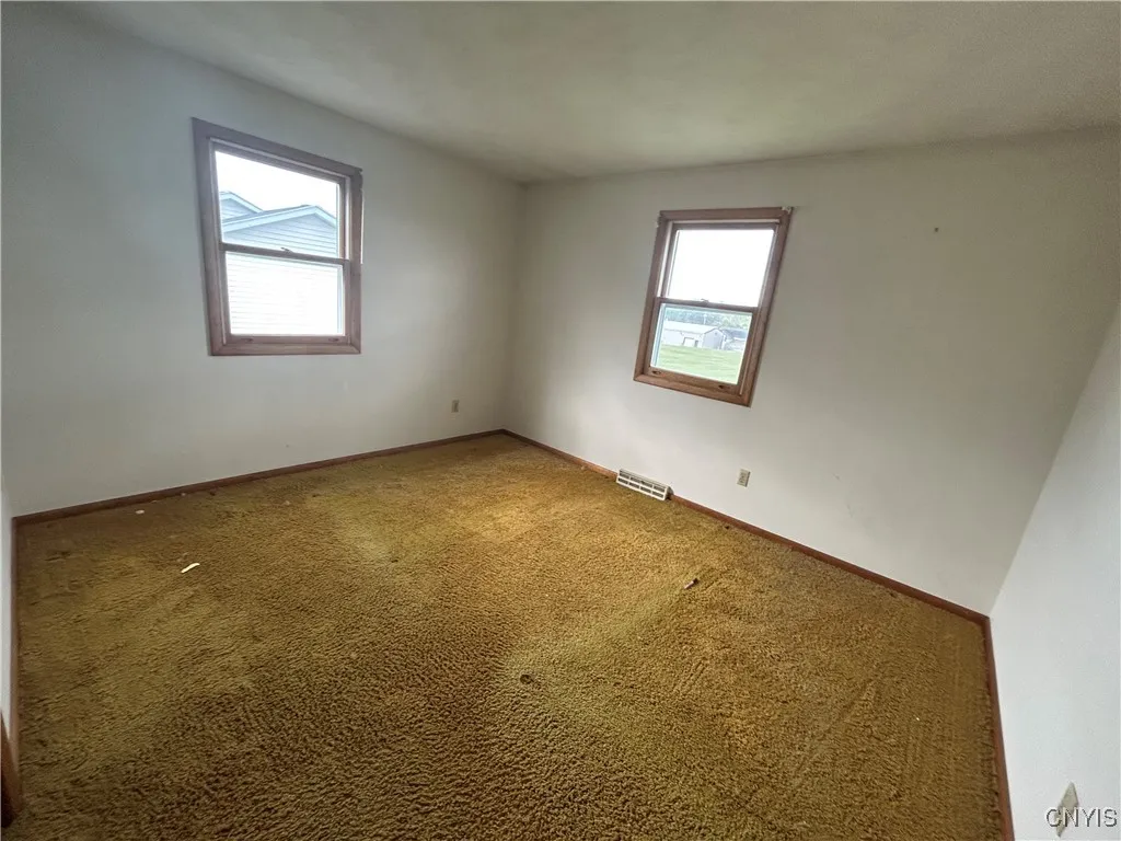 9 Anderson Circle, Auburn, New York 13021, Auburn, New York 13021, 3 Bedrooms Bedrooms, 6 Rooms Rooms,2 BathroomsBathrooms,Residential,For Sale,9 Anderson Circle, Auburn, New York 13021,0,S1645420