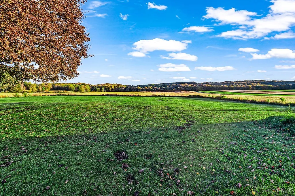 8896 Red Hill Road, New Hartford, New York 13413, New Hartford, New York 13413, 4 Bedrooms Bedrooms, 9 Rooms Rooms,3 BathroomsBathrooms,Residential,For Sale,8896 Red Hill Road, New Hartford, New York 13413,0,S1645643