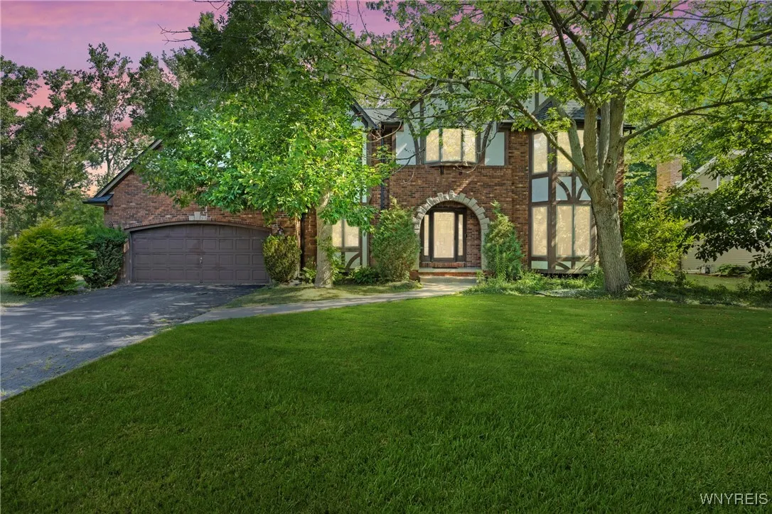 81 Plumwood Court, Amherst, New York 14051, Amherst, New York 14051, 4 Bedrooms Bedrooms, 9 Rooms Rooms,2 BathroomsBathrooms,Residential,For Sale,81 Plumwood Court, Amherst, New York 14051,0,B1645669