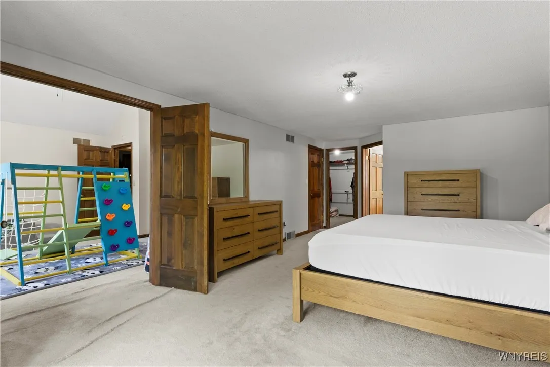 81 Plumwood Court, Amherst, New York 14051, Amherst, New York 14051, 4 Bedrooms Bedrooms, 9 Rooms Rooms,2 BathroomsBathrooms,Residential,For Sale,81 Plumwood Court, Amherst, New York 14051,0,B1645669