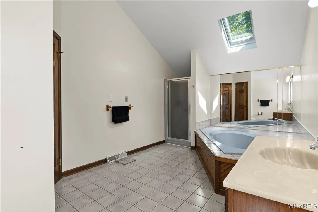 81 Plumwood Court, Amherst, New York 14051, Amherst, New York 14051, 4 Bedrooms Bedrooms, 9 Rooms Rooms,2 BathroomsBathrooms,Residential,For Sale,81 Plumwood Court, Amherst, New York 14051,0,B1645669