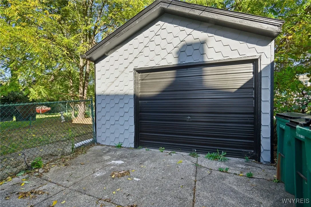 2311 Niagara Street, Buffalo, New York 14207, Buffalo, New York 14207, 3 Bedrooms Bedrooms, 7 Rooms Rooms,1 BathroomBathrooms,Residential,For Sale,2311 Niagara Street, Buffalo, New York 14207,0,B1645659