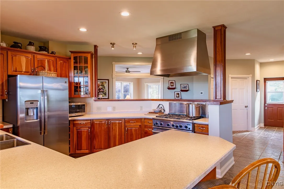 5857 East Lake Road, Cazenovia, New York 13035, Cazenovia, New York 13035, 5 Bedrooms Bedrooms, 9 Rooms Rooms,3 BathroomsBathrooms,Residential,For Sale,5857 East Lake Road, Cazenovia, New York 13035,0,S1645012