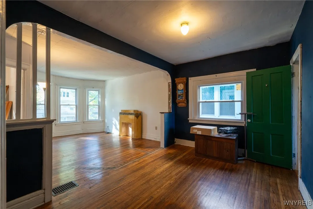 86 Garner Avenue, Buffalo, New York 14213, Buffalo, New York 14213, 4 Bedrooms Bedrooms, 9 Rooms Rooms,2 BathroomsBathrooms,Residential,For Sale,86 Garner Avenue, Buffalo, New York 14213,0,B1645635 86 Garner Avenue, Buffalo, New York 14213, Buffalo, New York 14213, 4 Bedrooms Bedrooms, 9 Rooms Rooms,2 BathroomsBathrooms,Residential,For Sale,86 Garner Avenue, Buffalo, New York 14213,0,B1645635