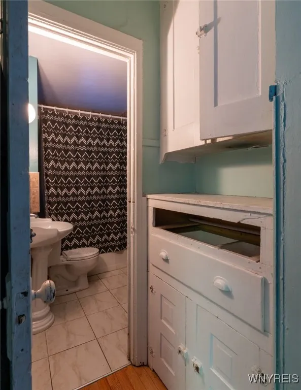 86 Garner Avenue, Buffalo, New York 14213, Buffalo, New York 14213, 4 Bedrooms Bedrooms, 9 Rooms Rooms,2 BathroomsBathrooms,Residential,For Sale,86 Garner Avenue, Buffalo, New York 14213,0,B1645635 86 Garner Avenue, Buffalo, New York 14213, Buffalo, New York 14213, 4 Bedrooms Bedrooms, 9 Rooms Rooms,2 BathroomsBathrooms,Residential,For Sale,86 Garner Avenue, Buffalo, New York 14213,0,B1645635