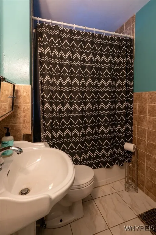 86 Garner Avenue, Buffalo, New York 14213, Buffalo, New York 14213, 4 Bedrooms Bedrooms, 9 Rooms Rooms,2 BathroomsBathrooms,Residential,For Sale,86 Garner Avenue, Buffalo, New York 14213,0,B1645635 86 Garner Avenue, Buffalo, New York 14213, Buffalo, New York 14213, 4 Bedrooms Bedrooms, 9 Rooms Rooms,2 BathroomsBathrooms,Residential,For Sale,86 Garner Avenue, Buffalo, New York 14213,0,B1645635