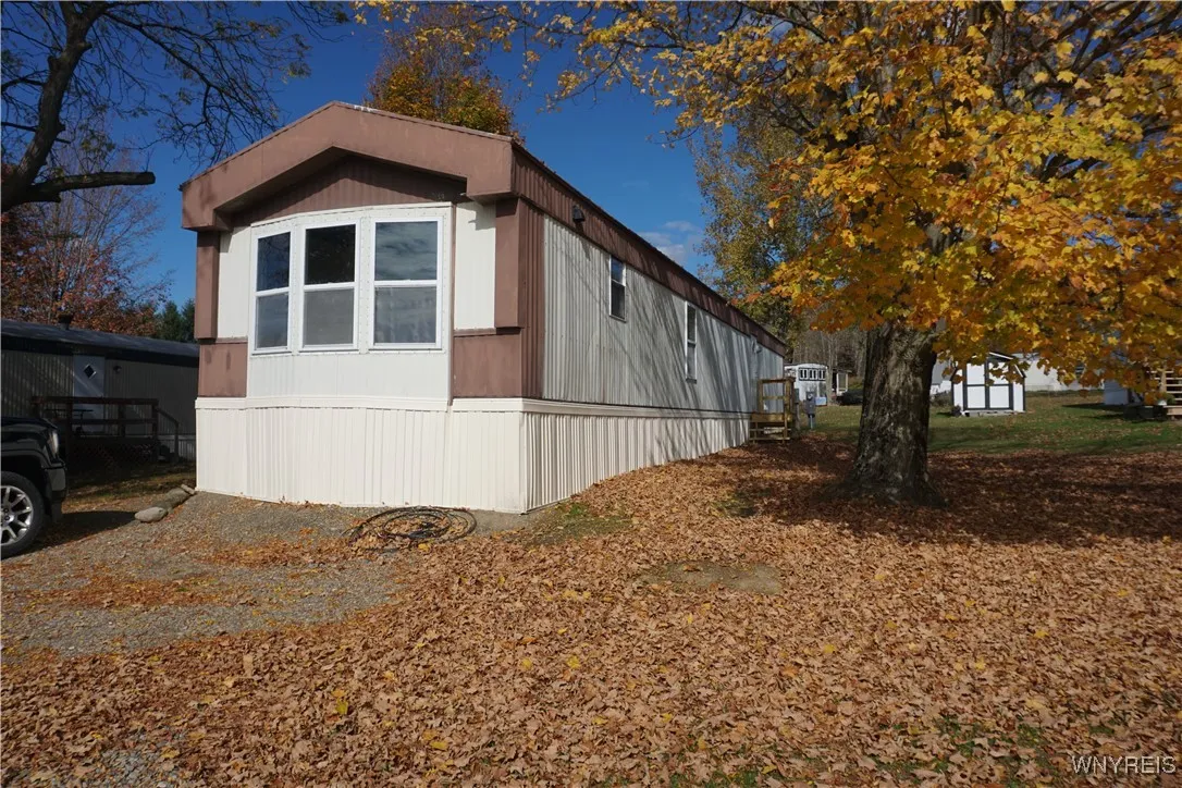 11796 Sparks Road, Freedom, New York 14065, Freedom, New York 14065, 2 Bedrooms Bedrooms, 5 Rooms Rooms,1 BathroomBathrooms,Residential,For Sale,11796 Sparks Road, Freedom, New York 14065,0,B1645641