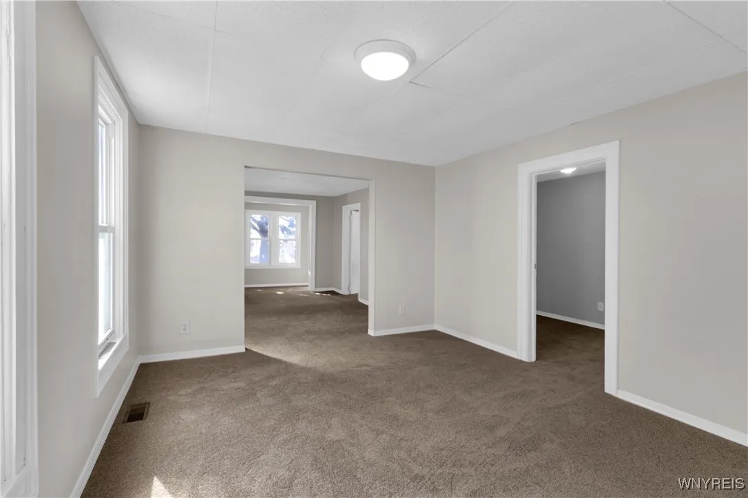 247 Oliver, North Tonawanda, New York 14120, North Tonawanda, New York 14120, 3 Bedrooms Bedrooms, 7 Rooms Rooms,1 BathroomBathrooms,Residential,For Sale,247 Oliver, North Tonawanda, New York 14120,0,B1644963