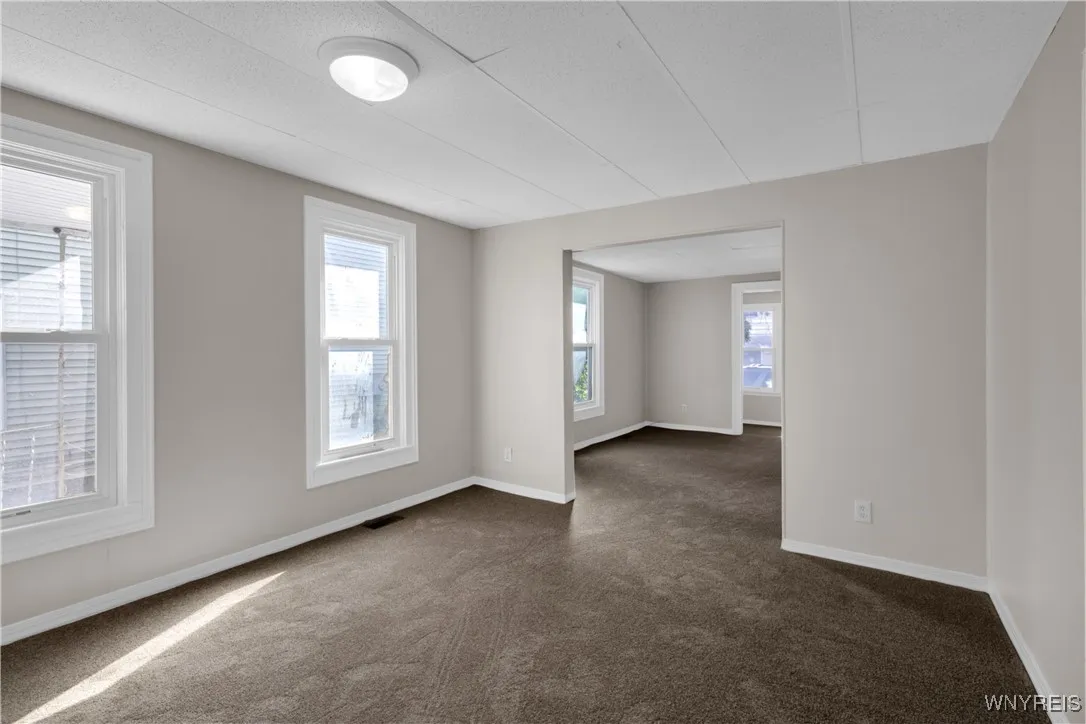 247 Oliver, North Tonawanda, New York 14120, North Tonawanda, New York 14120, 3 Bedrooms Bedrooms, 7 Rooms Rooms,1 BathroomBathrooms,Residential,For Sale,247 Oliver, North Tonawanda, New York 14120,0,B1644963