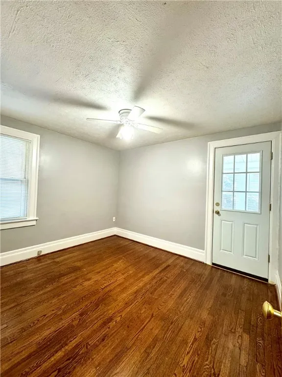 451 Lakeview Park, Rochester, New York 14613, Rochester, New York 14613, 3 Bedrooms Bedrooms, 10 Rooms Rooms,1 BathroomBathrooms,Residential,For Sale,451 Lakeview Park, Rochester, New York 14613,0,R1645686