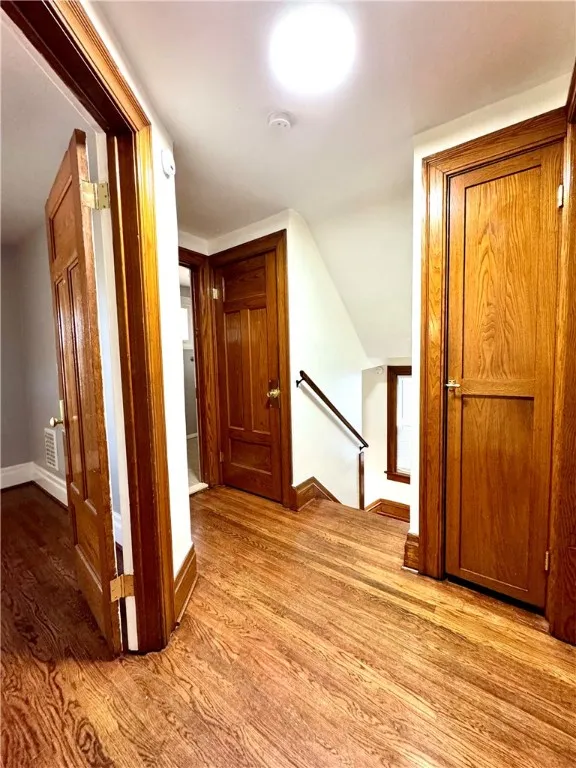 451 Lakeview Park, Rochester, New York 14613, Rochester, New York 14613, 3 Bedrooms Bedrooms, 10 Rooms Rooms,1 BathroomBathrooms,Residential,For Sale,451 Lakeview Park, Rochester, New York 14613,0,R1645686