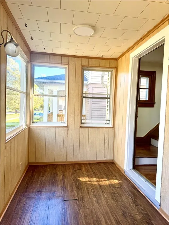 451 Lakeview Park, Rochester, New York 14613, Rochester, New York 14613, 3 Bedrooms Bedrooms, 10 Rooms Rooms,1 BathroomBathrooms,Residential,For Sale,451 Lakeview Park, Rochester, New York 14613,0,R1645686