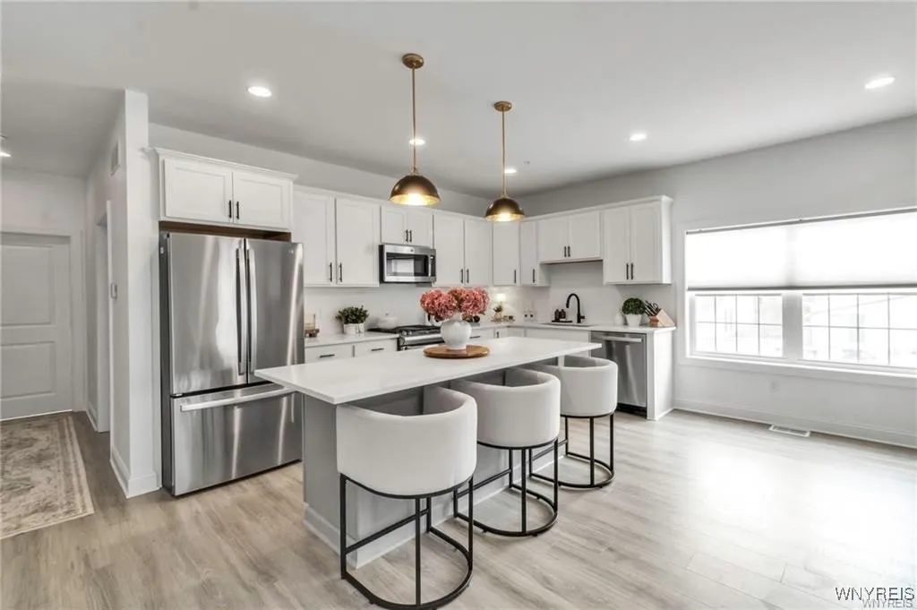 101 California Drive A, Amherst, New York 14221, Amherst, New York 14221, 3 Bedrooms Bedrooms, 10 Rooms Rooms,2 BathroomsBathrooms,Residential,For Sale,101 California Drive A, Amherst, New York 14221,0,B1645435