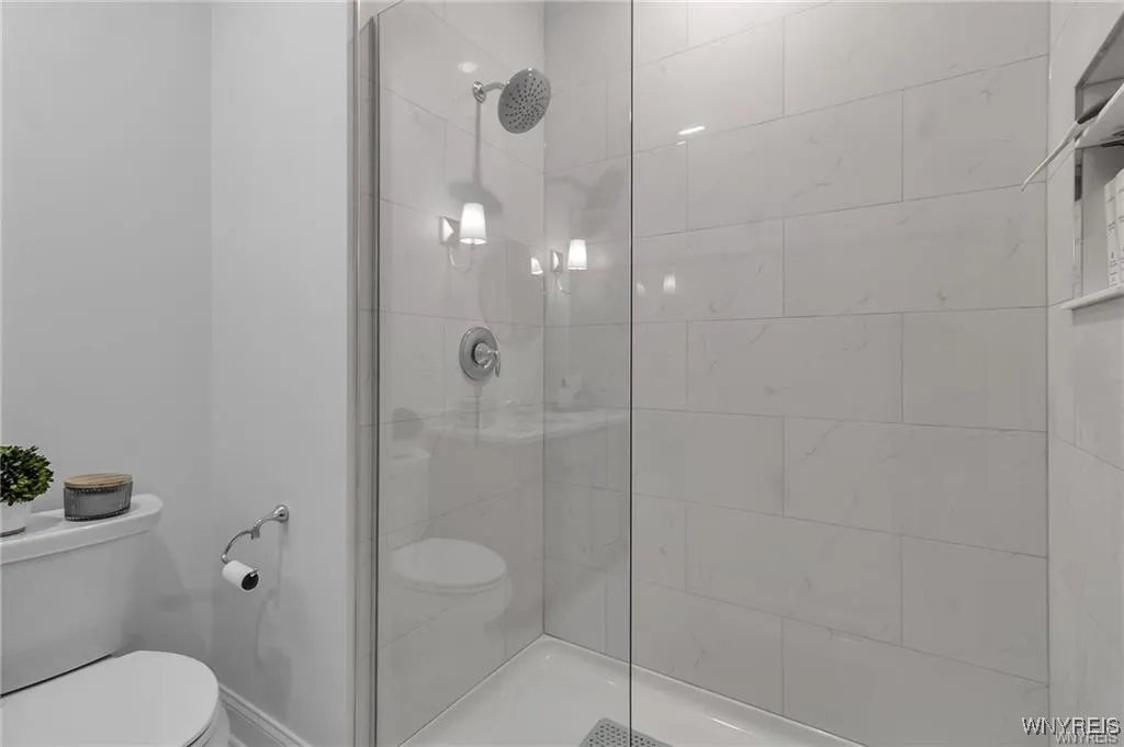 101 California Drive A, Amherst, New York 14221, Amherst, New York 14221, 3 Bedrooms Bedrooms, 10 Rooms Rooms,2 BathroomsBathrooms,Residential,For Sale,101 California Drive A, Amherst, New York 14221,0,B1645435