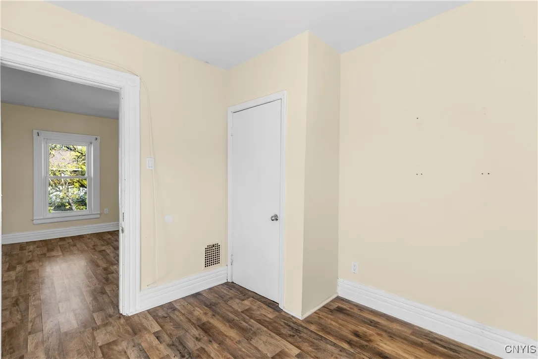 1569 & 1565 Dudley Avenue, Utica, New York 135, Utica, New York 13501, 6 Bedrooms Bedrooms, ,2 BathroomsBathrooms,Residential,For Sale,1569 & 1565 Dudley Avenue, Utica, New York 135,0,S1645465