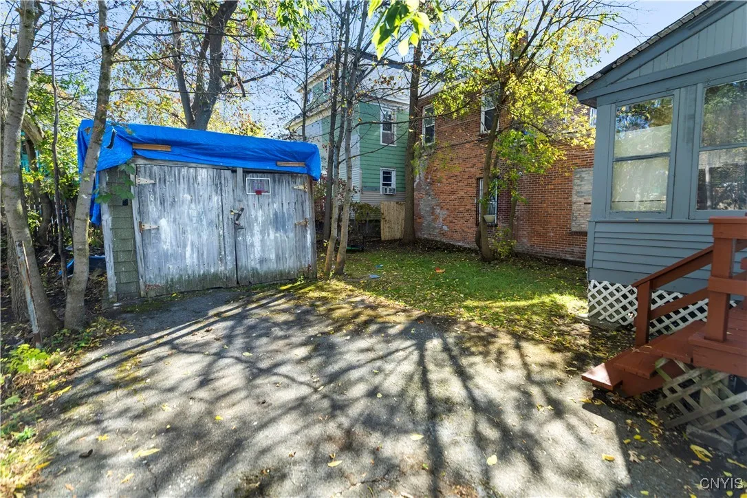 1569 & 1565 Dudley Avenue, Utica, New York 135, Utica, New York 13501, 6 Bedrooms Bedrooms, ,2 BathroomsBathrooms,Residential,For Sale,1569 & 1565 Dudley Avenue, Utica, New York 135,0,S1645465