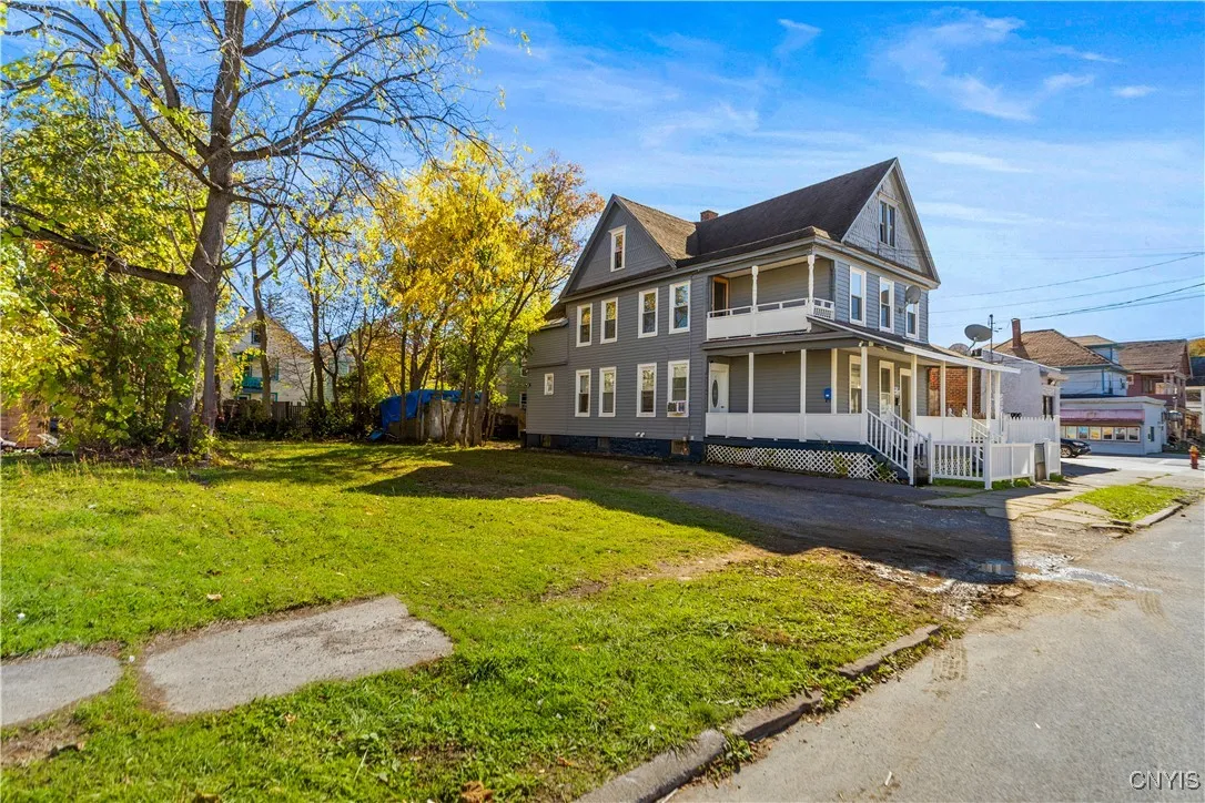 1569 & 1565 Dudley Avenue, Utica, New York 135, Utica, New York 13501, 6 Bedrooms Bedrooms, ,2 BathroomsBathrooms,Residential,For Sale,1569 & 1565 Dudley Avenue, Utica, New York 135,0,S1645465