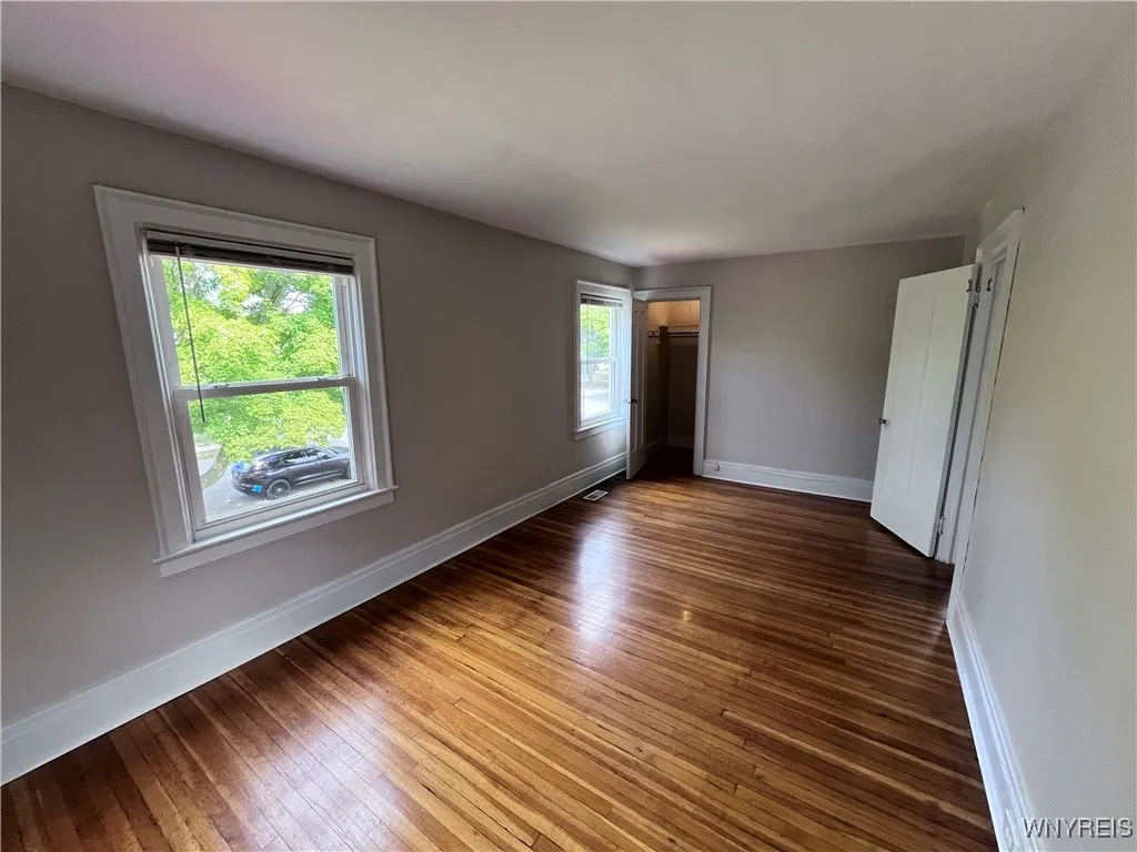 45 Delham Avenue, Buffalo, New York 14216, Buffalo, New York 14216, 4 Bedrooms Bedrooms, 8 Rooms Rooms,2 BathroomsBathrooms,Residential Lease,For Rent,45 Delham Avenue, Buffalo, New York 14216,0,B1645690